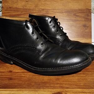 Clarks Mens 10 US Black Leather Lace Up Chukka Ankle Boots Shoes